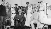 Original title:  (World War I - 1914 - 1918) Sir Robert Borden visiting a Canadian Hospital. 