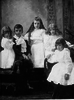Original title:  File:Maurice Duplessis et ses soeurs.png - Wikimedia Commons