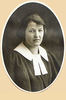 Titre original&nbsp;:  Edith Mary Peckham Sheppard (1900-34), lawyer; Archives of the Law Society of Upper Canada 
Photograph of Edith Mary Peckham Sheppard (1900-1934)
Date: 1924
Photographer: Frederick William Lyonde and his sons 
Source: https://www.flickr.com/photos/lsuc_archives/12680718885

