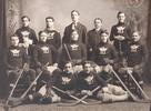 Original title:    Description English: Portage Lakes Hockey Club in 1904. Back row: N.F. Westcott, sub, James Duggan, trainer, C.E. Webb, manager, J.R. Dee, President, Joe Linder, sub Middle row: Bertram C. Morrison, rover, W.C. Shields, right wing, Jack Gibson, point (captain), Hod Stuart, cover-point, Bruce Stuart, centre Front row: Ernest Westcott, left wing, Riley Hern, goaltender Date circa 1904 Source Classic Auctions Author Unknown

