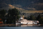 Titre original&nbsp;:    Description English: Sicamous, sternwheeler, on beach at Penticton, July 5, 2009. This photo is of a cultural heritage site in Canada, number 6777 in the Canadian Register of Historic Places. Date 5 July 2009, 20:48 Source Sicamous Author Darren Kirby from Edmonton, AB, Canada

Camera location 49° 30′ 13.29″ N, 119° 36′ 33.33″ W This and other images at their locations on: Google Maps - Google Earth - OpenStreetMap (Info)49.503691;-119.609259

