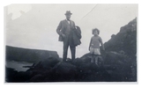 Titre original&nbsp;:  W.J. Pentland and his son William Thomas on a visit to Ireland.
Image courtesy of the grandchildren of W.J. Pentland.
