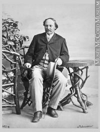 Original title:  Photograph Robert S. Duncanson, artist, Montreal, QC, 1864 William Notman (1826-1891) 1864, 19th century Silver salts on paper mounted on paper - Albumen process 8.5 x 5.6 cm Purchase from Associated Screen News Ltd. I-11978.1 © McCord Museum Keywords:  male (26812) , Photograph (77678) , portrait (53878)