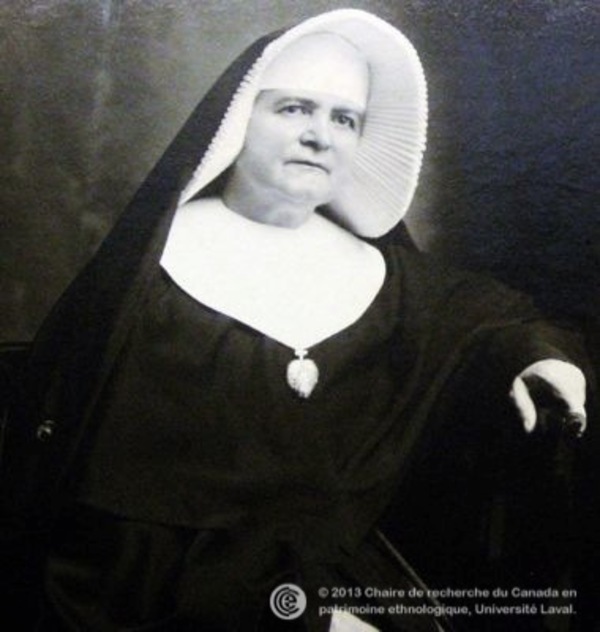 Titre original :  Mère Marie-Léonie © Archives des Petites Soeurs de la Sainte-Famille, soumis à copyright