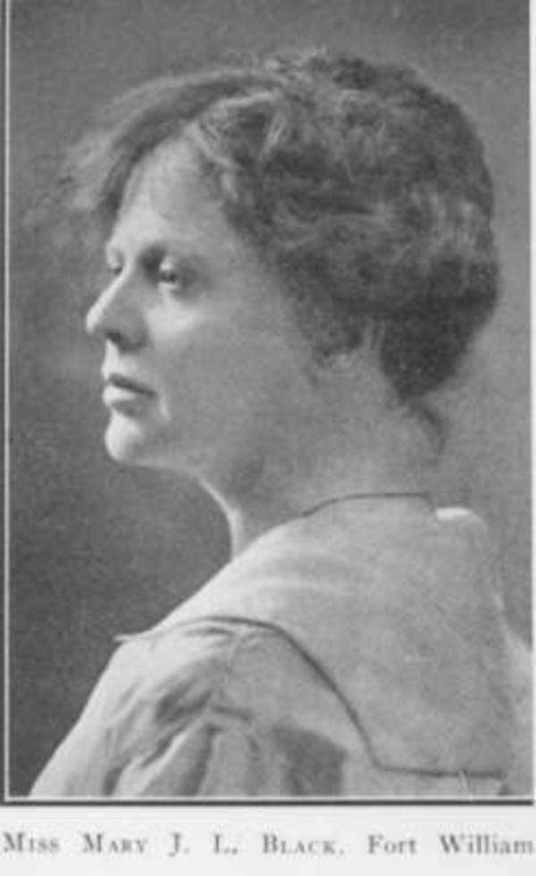 Titre original :  Mary J.L. Black, 1879-1937 (~1921). Thunder Bay Public Library.	