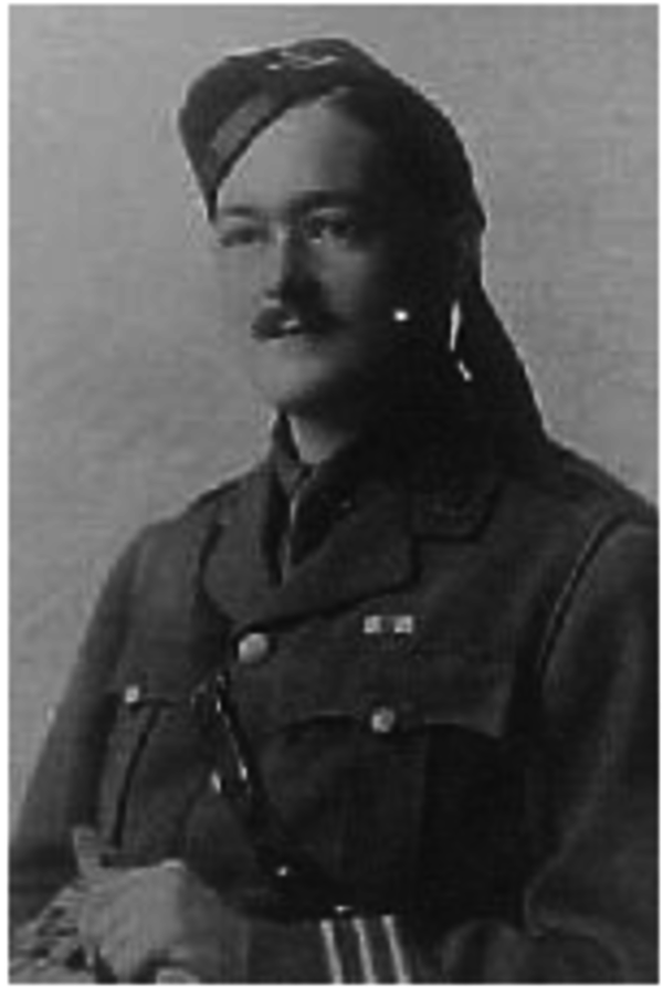 Titre original :  Photo of Roderick Ogle Bell-Irving – from the Digital Collection at the Canadian Virtual Memorial: http://www.veterans.gc.ca/eng/remembrance/memorials/canadian-virtual-war-memorial/.
