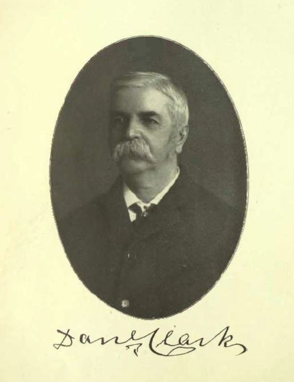 Titre original :  Daniel Clark. From: Commemorative biographical record of the county of York, Ontario: containing biographical sketches of prominent and representative citizens and many of the early settled families by J.H. Beers & Co, 1907. https://archive.org/details/recordcountyyork00beeruoft/page/n4 