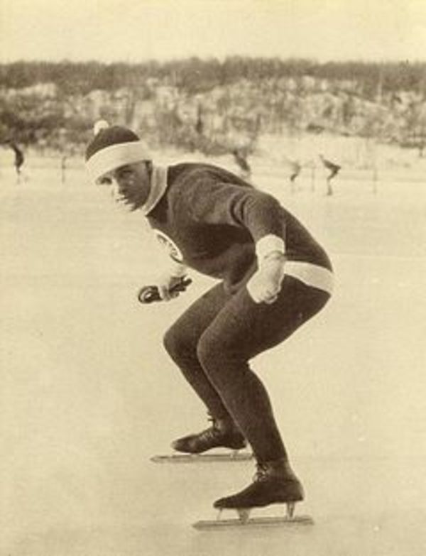 Titre original :  Charles Ingraham Gorman, Speed Skater, Saint John, New Brunswick circa 1921.JPG