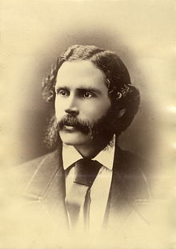 Titre original :  William Alexander Foster (1880s portrait).jpg