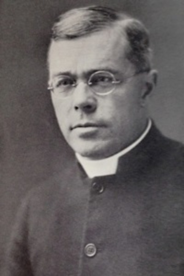 Titre original :  Rev. J.J. O’Gorman. Image courtesy of the Blessed Sacrament RC Parish, Ottawa, Ontario.
