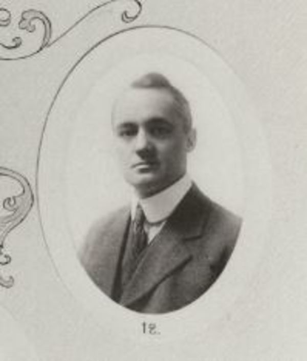 Titre original :  Detail from a composite photograph of members of the Halifax Relief Committee. Number 12. G. Fred Pearson, Reconstruction Committee.