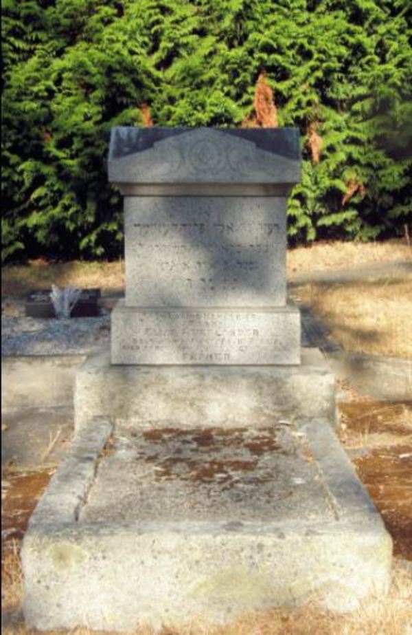 Titre original :  Grave marker of Rabbi Elias Friedlander - Jewish Cemetery of Victoria, BC. 