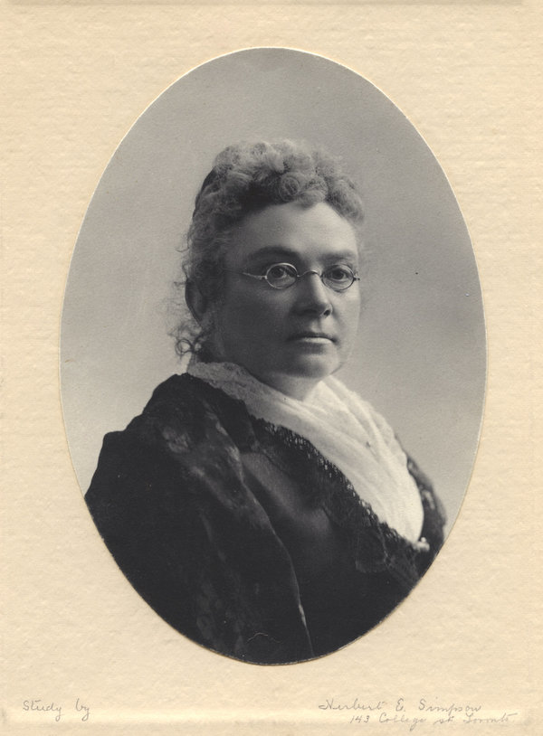 Titre original :  Portrait of Emily Stowe. Portrait by Herbert E. Simpson
© Wilfrid Laurier University Archives & Special Collections. 