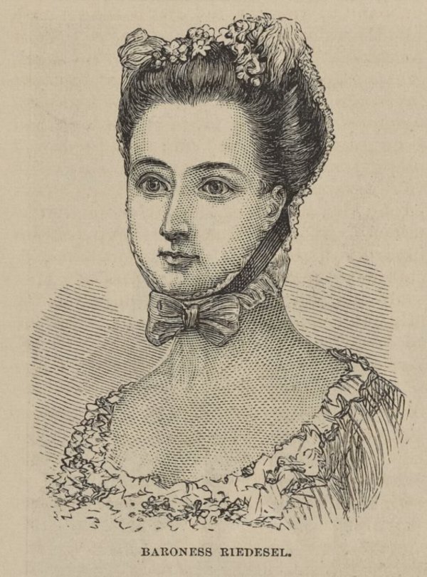 Titre original :  Frederika Charlotte Louise von Massow, Baroness (Freifrau) Riedesel zu Eisenbach.; View Smaller Image
