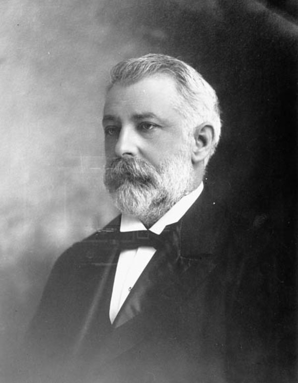 Titre original :  Hon. William S. Fielding (1848 - 1929) 