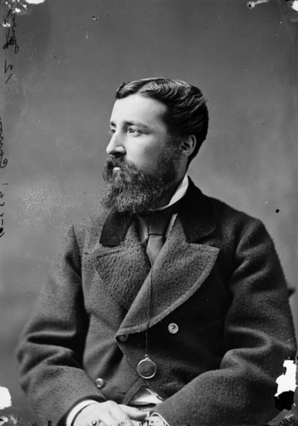 Titre original :  Sir. Joseph Philippe René Adolphe Caron, M.P. (Quebec County) b. Dec. 24, 1843 - d. Apr. 20, 1908. 