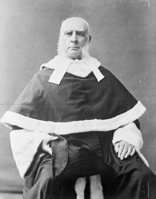 Titre original :  The Hon. Samuel Henry Strong, (Chief Justice of the Supreme Court of Canada) Aug. 13, 1825 - Aug. 31, 1909. 