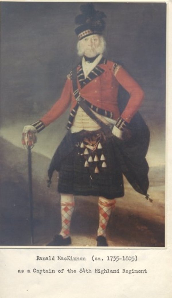 Titre original :    Description English: Ranald MacKinnon, a Captain in the 84th Highland Regiment Date Source Own work Author Hantsheroes

