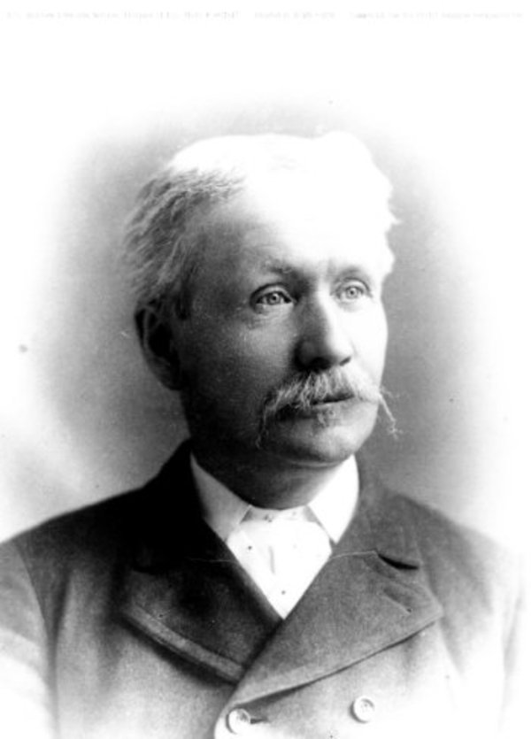 Titre original :    Charles Semlin, premier of British Columbia

Author: unknown

Date: ca. 1900

Source: Quesnel City Museum

