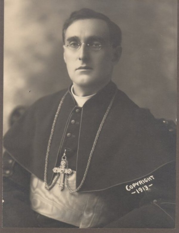 Titre original :    Description English: Mgr Alfred-Édouard Leblanc, the fist Acadian bishop. Français : Mgr Alfred-Édouard Leblanc, le premier évêque acadien. Date 1913(1913) Source http://www2.umoncton.ca/cfdocs/cea/recherch/doc.cfm?cle=I0194 Author Non spécifié, not specified Permission (Reusing this file) Public domainPublic domainfalsefalse This Canadian work is in the public domain in Canada because its copyright has expired due to one of the following: 1. it was subject to Crown copyright and was first published more than 50 years ago, or it was not subject to Crown copyright, and 2. it is a photograph that was created prior to January 1, 1949, or 3. the creator died more than 50 years ago. Česky | Deutsch | English | Español | Suomi | Français | Italiano | Македонски | Português | +/−

This image is available from the Centre d'études acadiennes This tag does not indicate the copyright statu