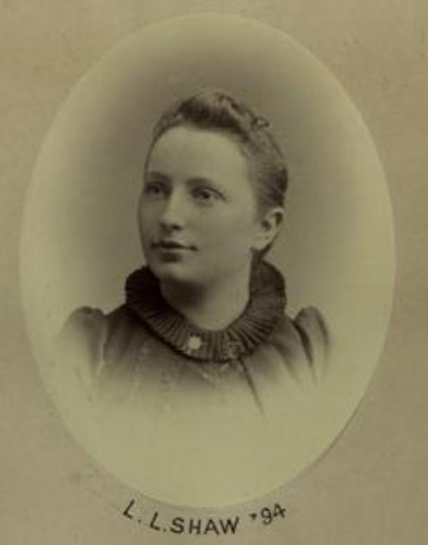 Titre original :  Loretta Leonard Shaw. 1894 Recipient of: J.D. Hazen Prize in English 1891; Douglas Gold Medal 1894